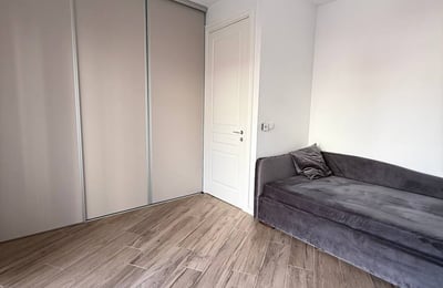 Rental of a spacious and bright 4-room apartment, 120 m², Vračar, Belgrade, Serbia